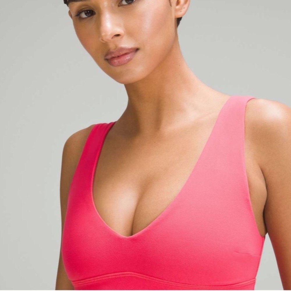 Lululemon Align V-Neck Bra Lip Gloss Size 10 - Picture 5 of 10